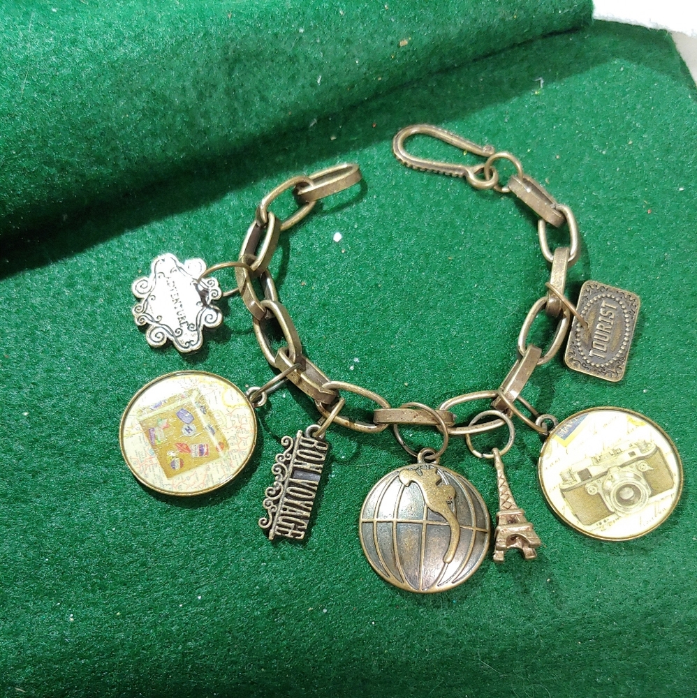 Bracelet
